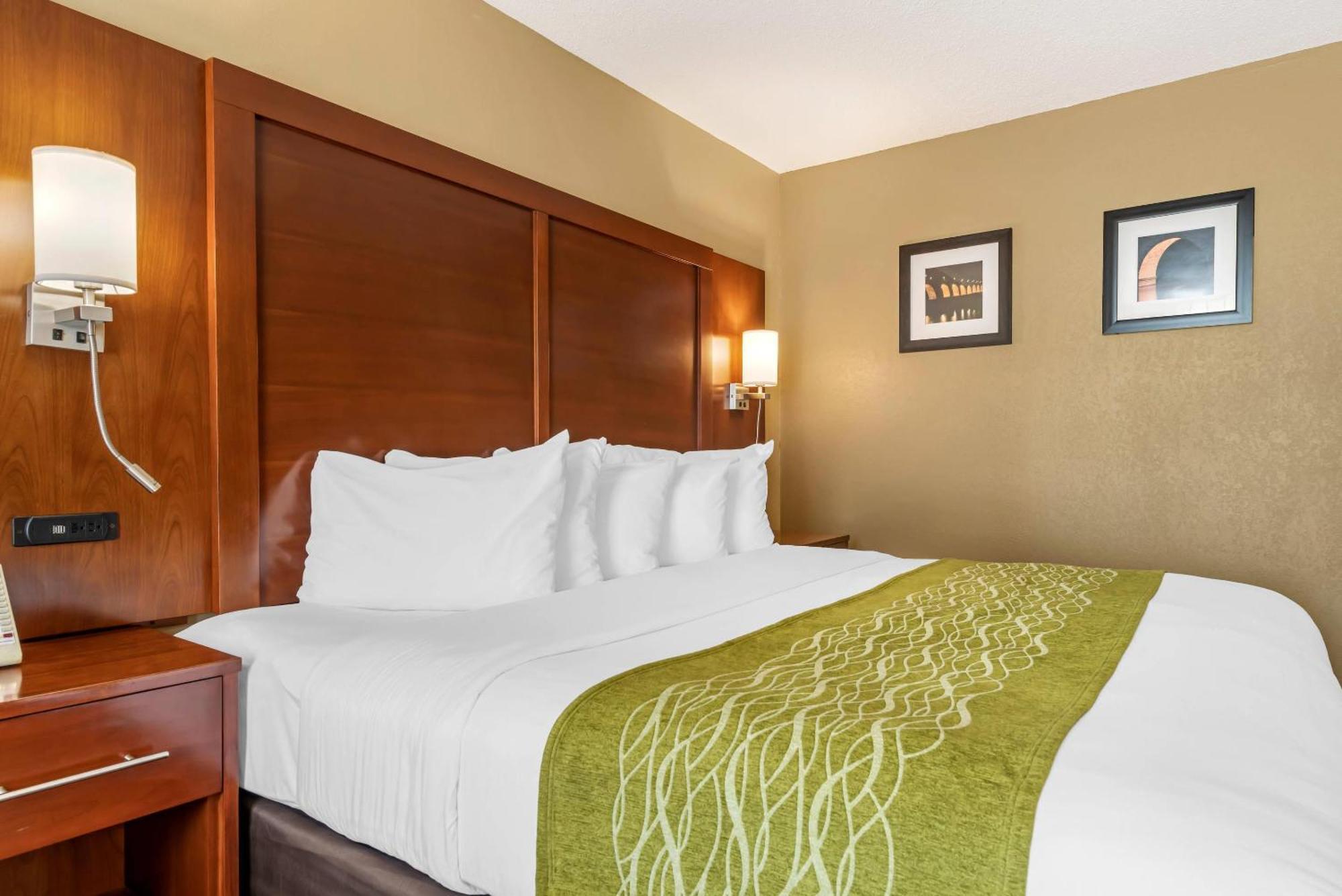Comfort Msp Airport - Mall Of America 3*