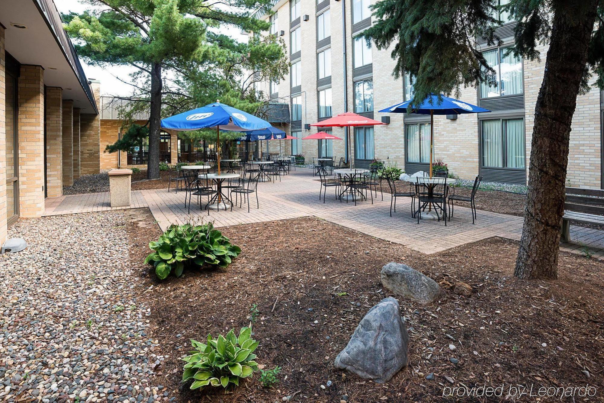 Comfort Msp Airport - Mall Of America Inn 3*